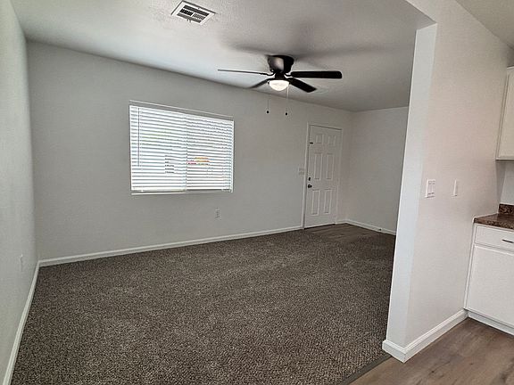 4th image of 1529 E Sunnyside Dr APT A