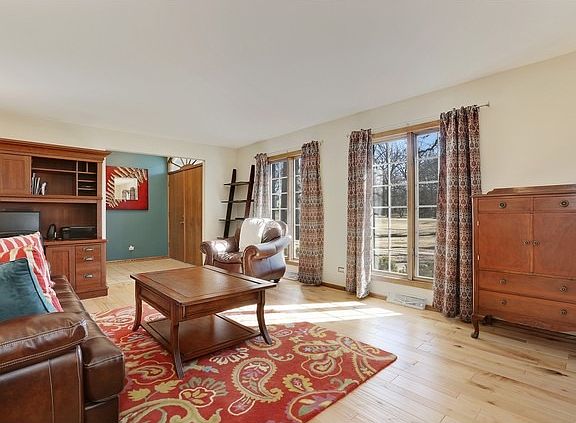 4th image of 15646 Stately Oaks Dr