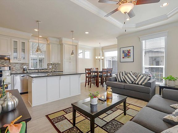 2nd image of 1085 Tasman Dr Space 220