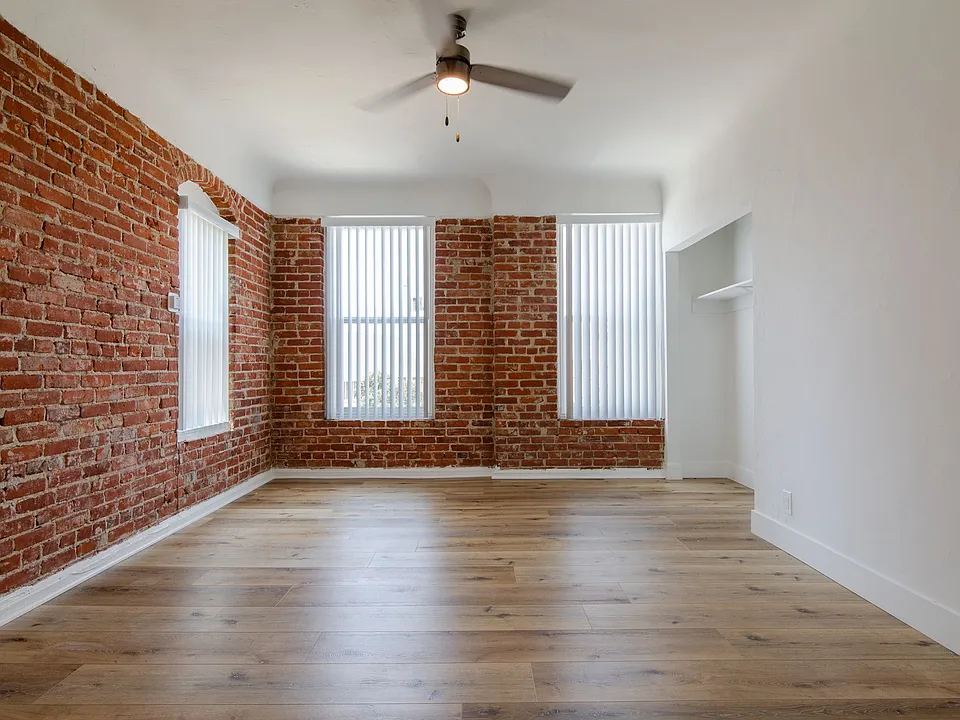 Newly Renovated Apartments