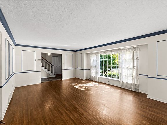 4th image of 7035 Cranbrook Dr