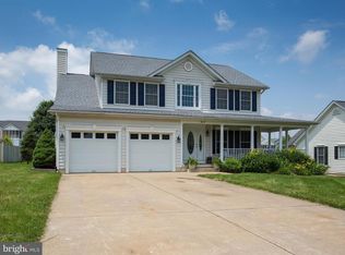417 Fremont Ct, Berryville, VA 22611