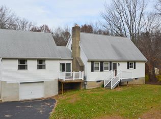 163 Mary Ann Ter, Sciota, PA 18354