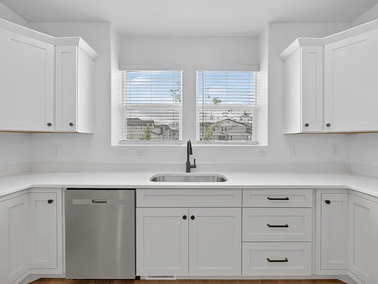12668 S Treasure Lake Cv — Photo 12