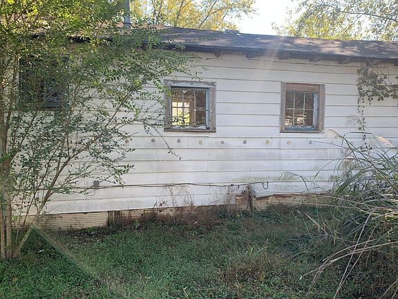 4th image of 266 Lone Valley Rd