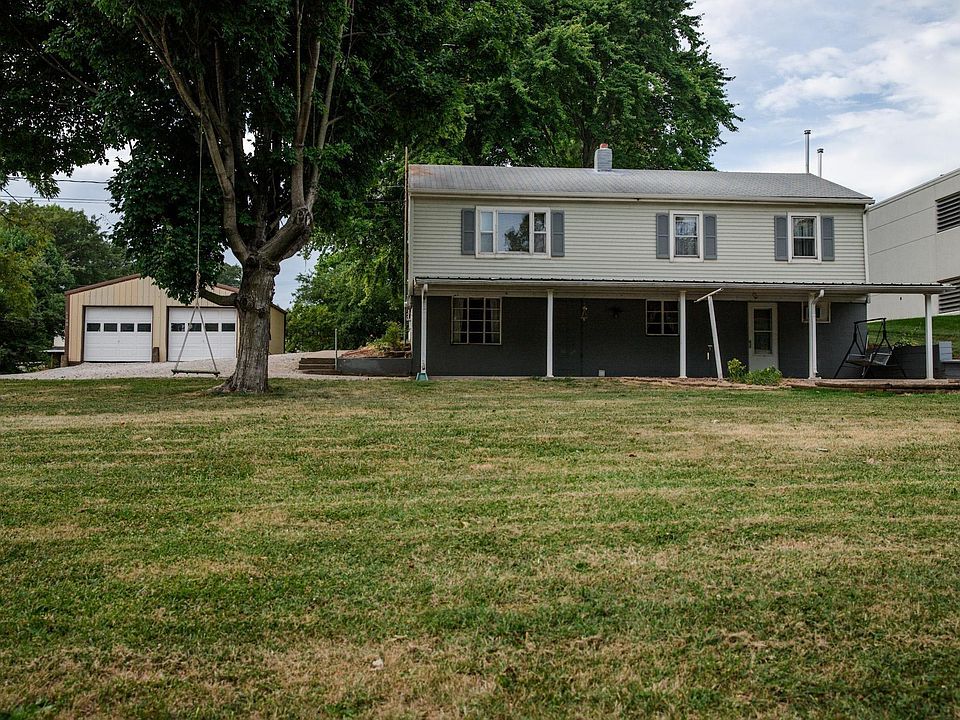 1st image of 1106 Echo Ln