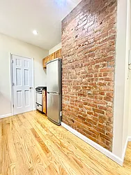 Rented by HOLTON REAL ESTATE INC.