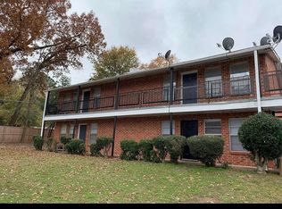 1301 N Eastman Rd, Longview, TX 75601