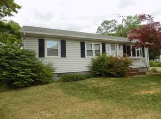 66 Chauncey Dr, Springfield, MA 01129