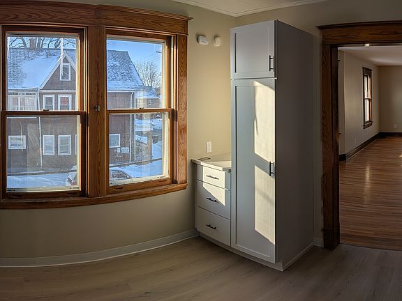 Kitchen storage and prep space