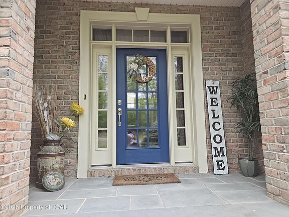 3rd image of 7 Winterberry Dr