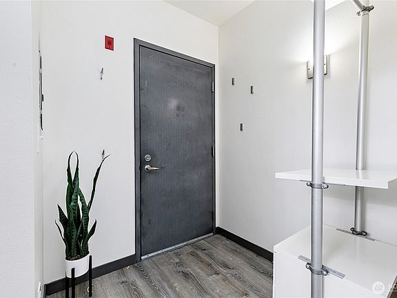 2nd image of 1414 12th Avenue #404