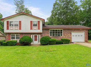 6219 Belgrade Dr NW, Huntsville, AL 35810