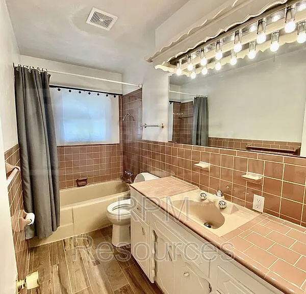 3024 SW 66th St — Photo 16