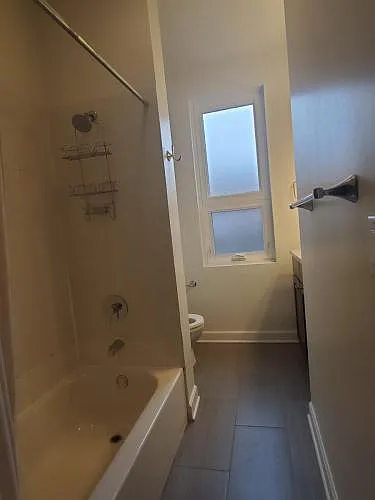 717 W Roscoe St #3 — Photo 20