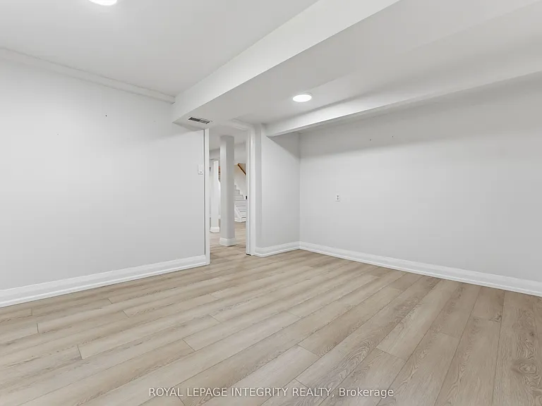 1873 Fairbanks Ave — Photo 28
