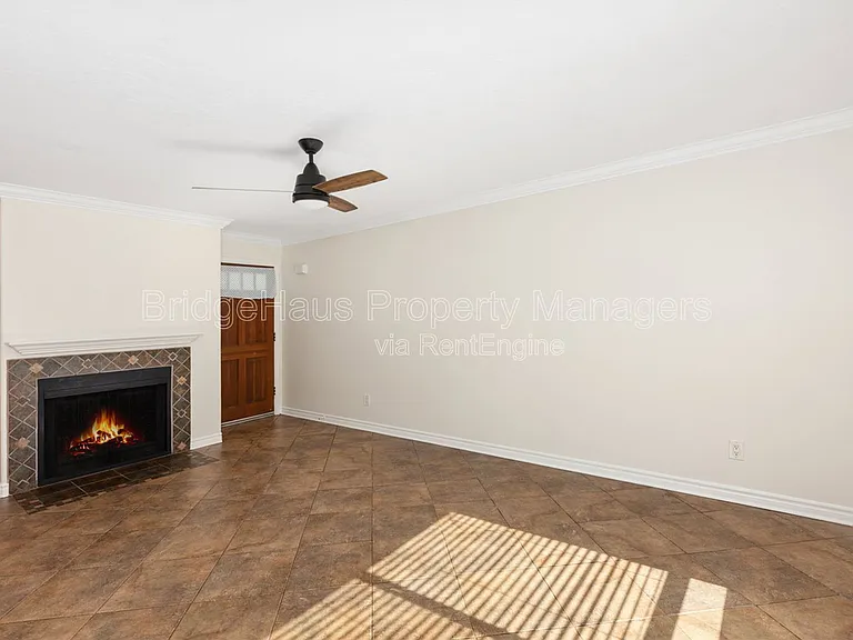 4212 48th St #1 — Photo 5