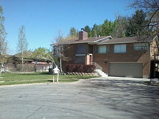 House & front yard