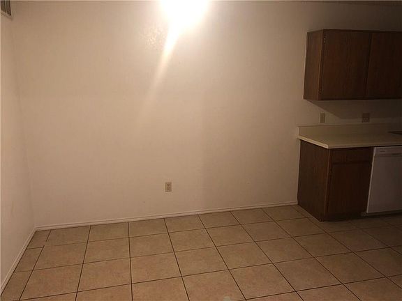 3rd image of 3732 Hulen Park Cir #3734