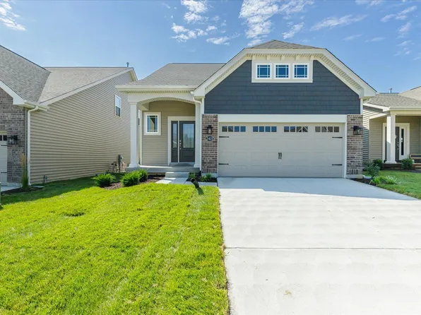 2425 Windswept Farms Dr, Eureka, MO 63025