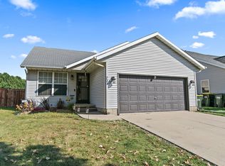 731 Redwood Ct, Genoa, IL 60135