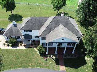 1 Tara Way, Chester, IL 62233