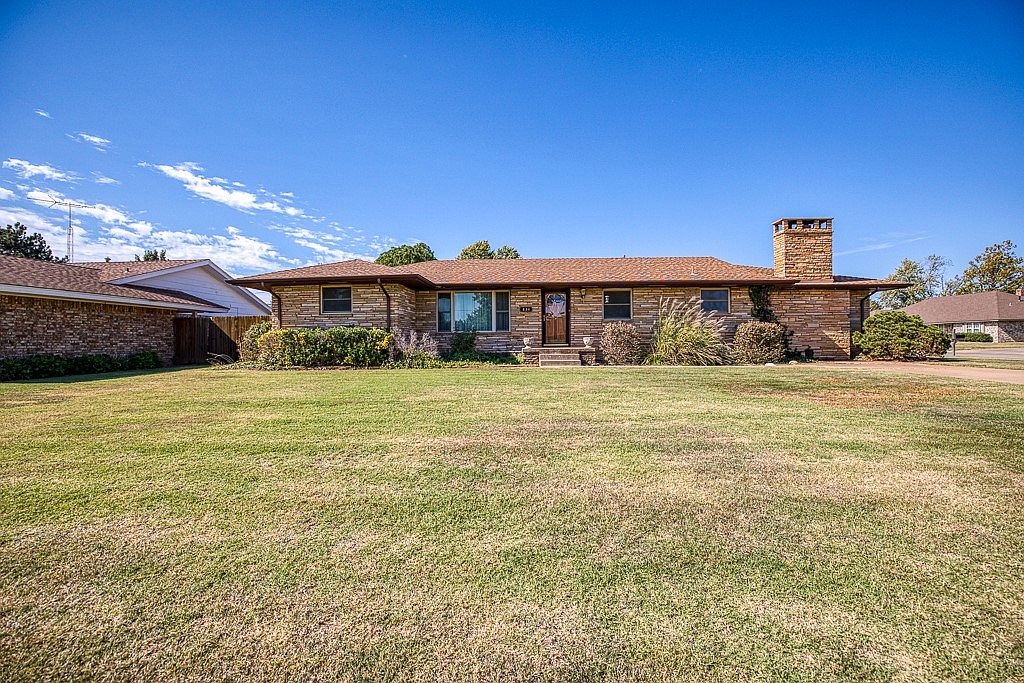 834 N 2nd St, Okeene, OK 73763 MLS 1086040 Zillow