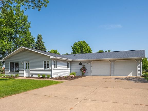 2nd image of 100 Maple Cir E