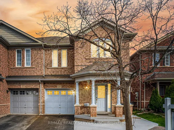 23 Ashmere Rd, Brampton, ON L7A 1W9