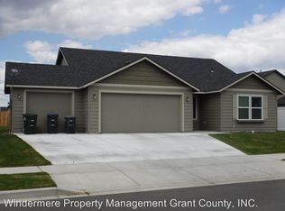 1404 E Egeland Dr, Moses Lake, WA 98837