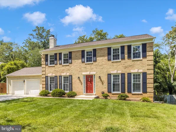 16921 Briardale Rd, Rockville, MD 20855
