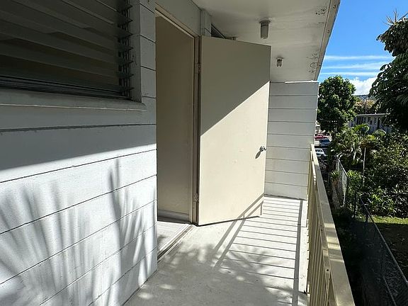 5th image of 1454 Pele St #303