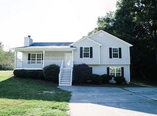 304 Pheasant Cir, Carrollton, GA 30117