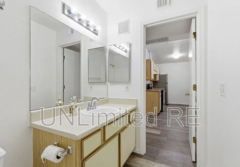 1185 W University Ave #235 — Photo 21