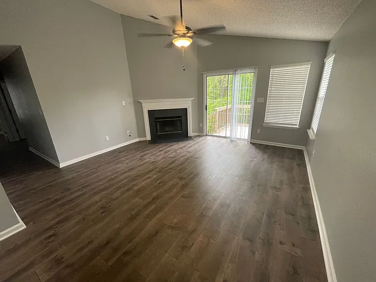 5326 Saint Ives Ln — Photo 11