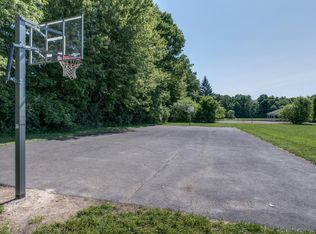 955 Sumpter Rd #1A0, Belleville, MI