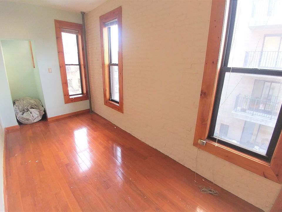 1st image of 44 Henry St APT 14