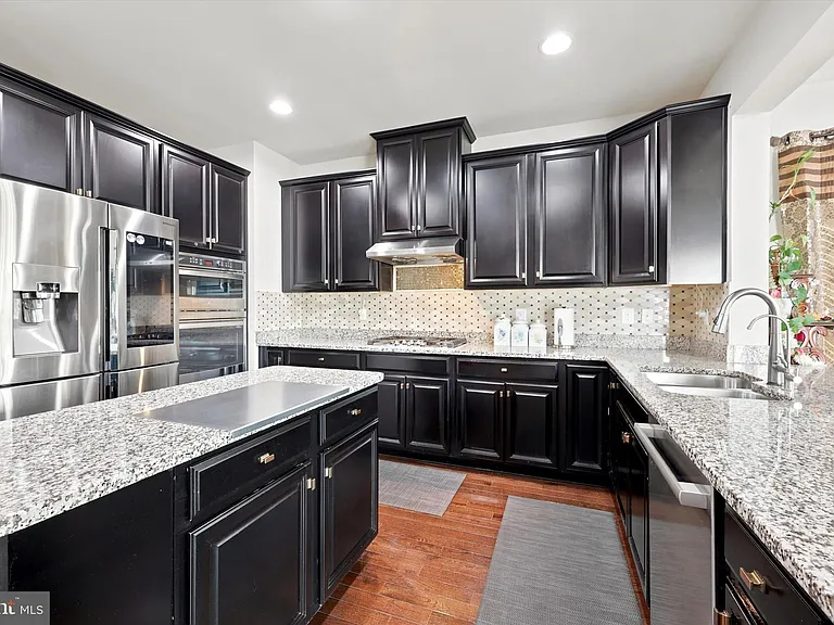 514 Quarry Point Rd — Photo 9