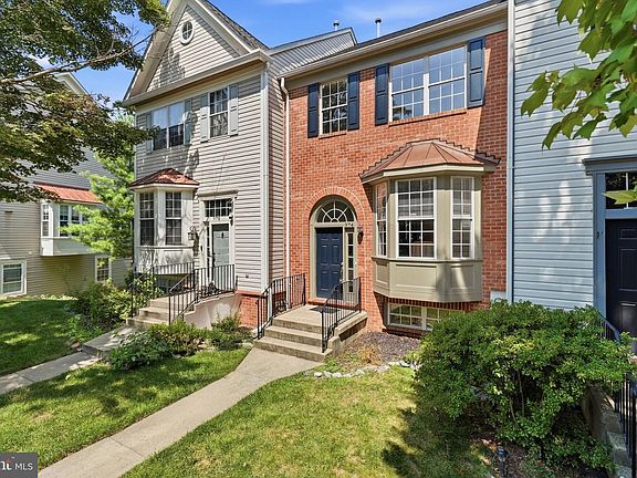 2nd image of 974 Jubal Way