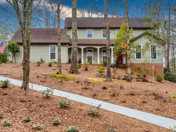300 Stone Mill Trl NE, Sandy Springs, GA 30328