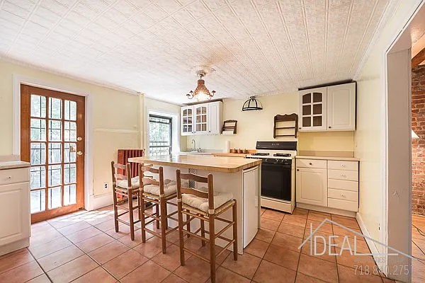 Rented by Ideal Properties Group | media 3
