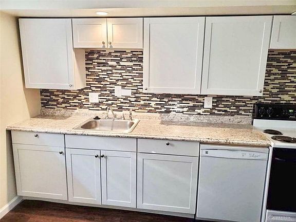 2nd image of 1714 Rangeley Ave