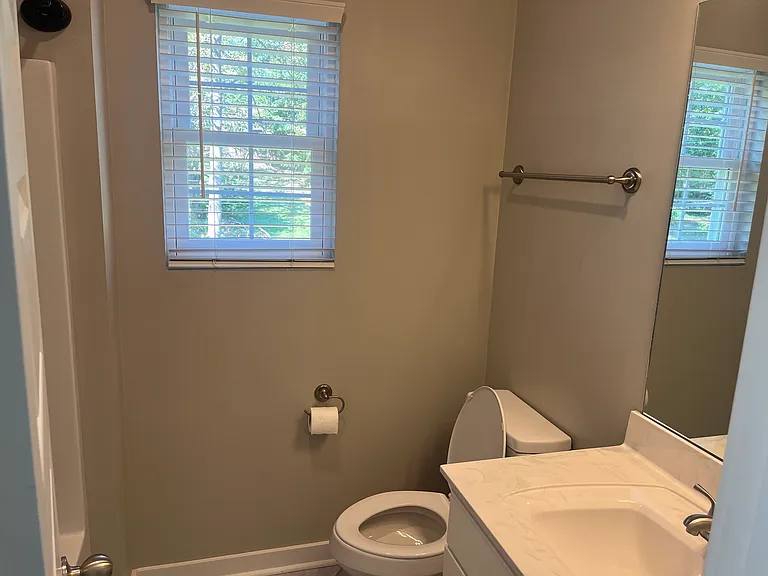 2223 Fincher Dr #A-B — Photo 11