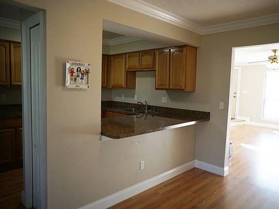5th image of 611 Casa Park Ct N