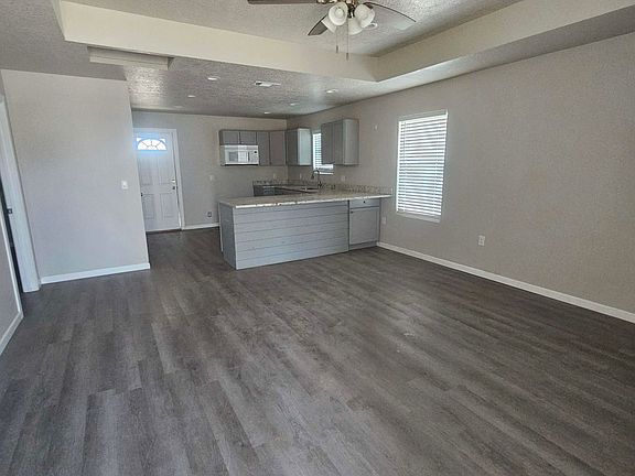 4th image of 1320 Mora St