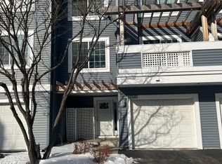 15605 24th Ave N UNIT B, Plymouth, MN 55447