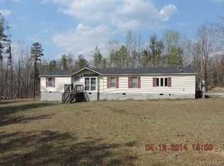 45 Corner Rd, Green Bay, VA 23942