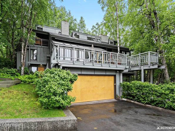 1530 Crescent Dr, Anchorage, AK 99508