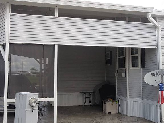 4th image of 537 Saint George Dr