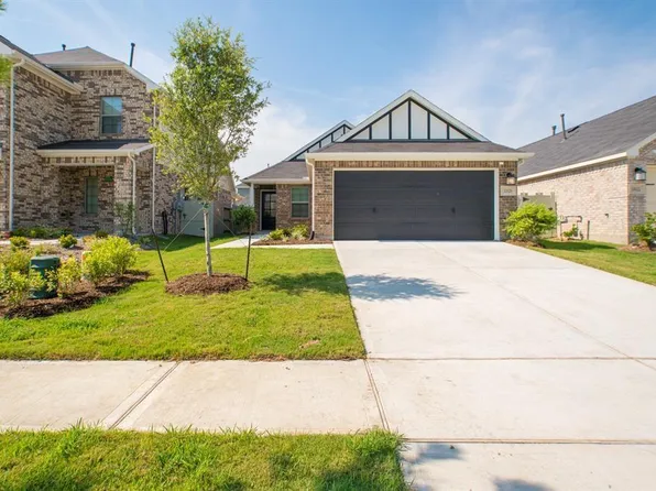 10626 Whitejacket Dr, Conroe, TX 77385